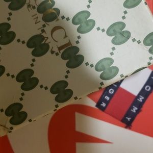 Selling Quality Vintage & Streetwear